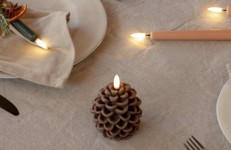 LED Pinecone Candle