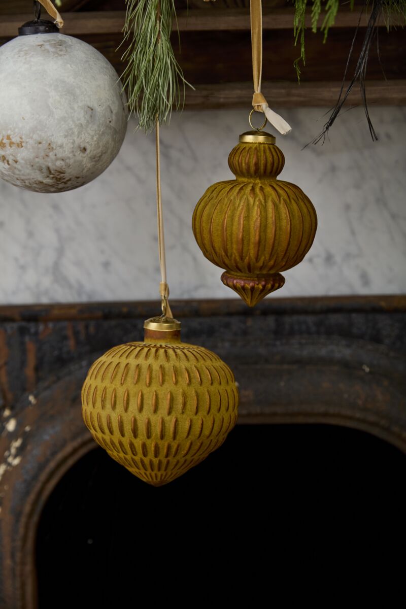 The Nutmeg Ornament Single Bauble