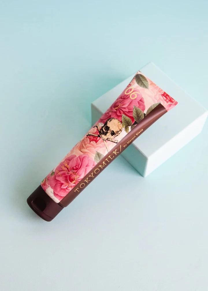 Dead Sexy Perfumed Shower Gel-Pink