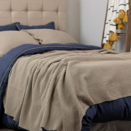 Tipton Matelasse Taupe  King